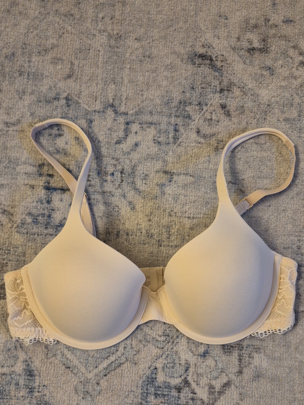 NWOT Soma Embraceable Enchanting Lace Demi Bra 36C